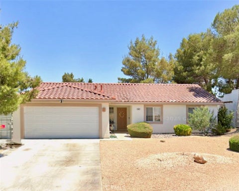 Photo of 26625 Topsail Lane, Helendale, CA 92342 (MLS # HD26149814)