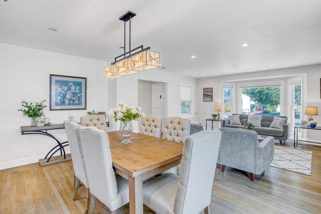 FARRELLY POND - Residential