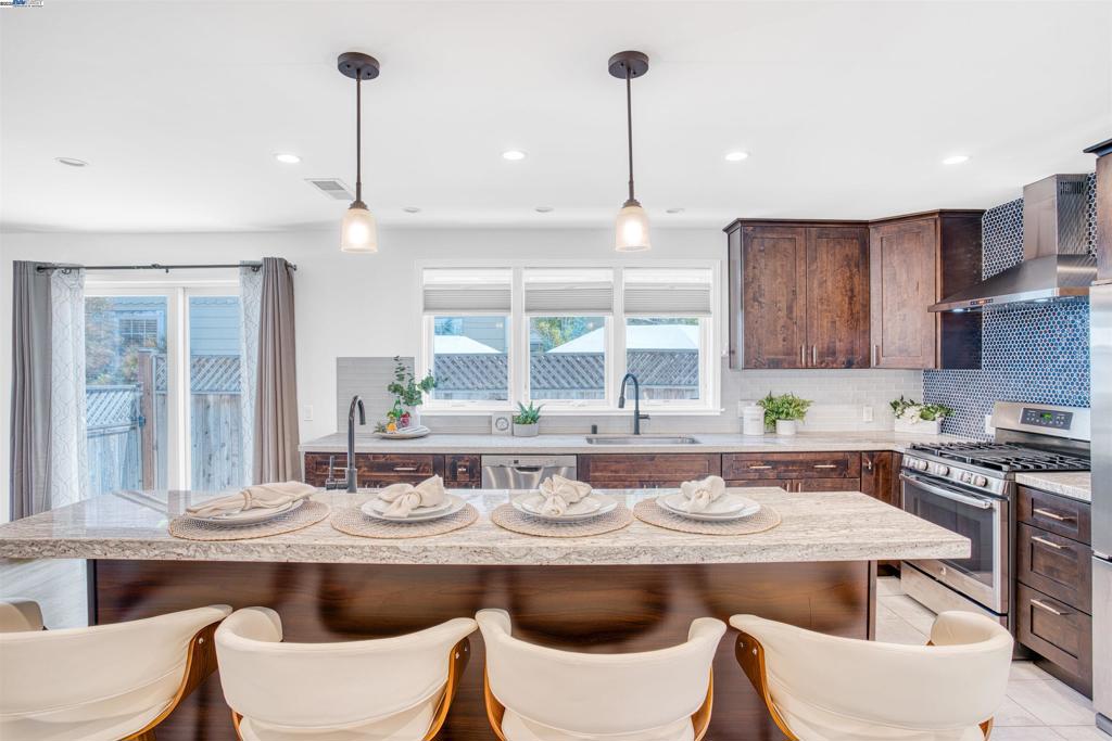 FARRELLY POND - Residential