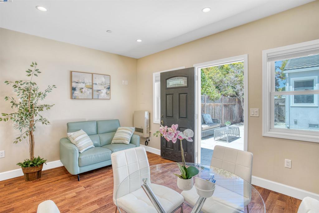 FARRELLY POND - Residential