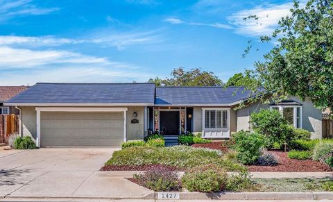 Photo of 1427 Torrington Court, San Jose, CA 95120 (MLS # ML82042028)