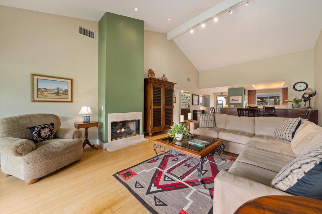 LQCC Villas of LQ - Residential