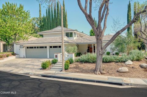 Photo of 1292 Brookview Avenue, Westlake Village, CA 91361 (MLS # 226001104)