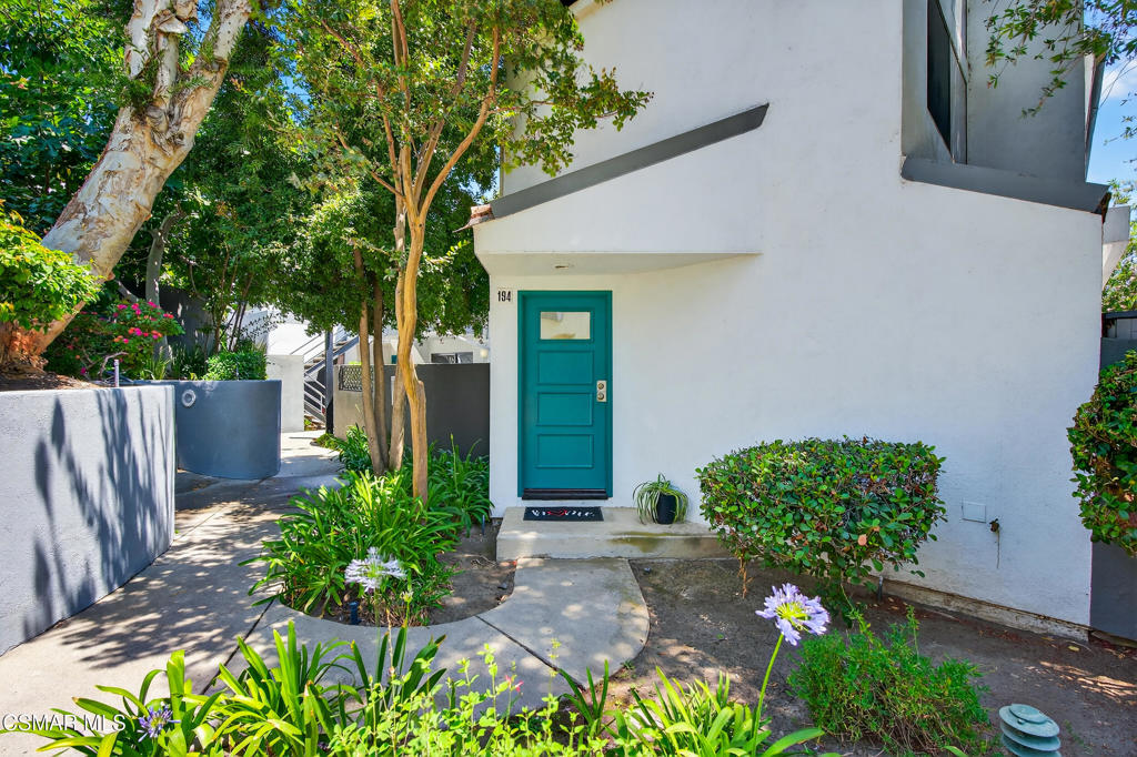 Lovely 2 Bed 2.5 Bath End Unit Condo with Private Back Yard in Simi Valley's Le Parc Community! Nestled back among trees in a quiet area, this home features a Brand New Electrical Panel, Newer HVAC System, flooring and carpet. Open area Living room with Recessed lighting, fireplace and dining area. Kitchen features Breakfast Bar, Recessed Lighting and ample counter area for cooking prep! Ceiling Fans in Bedrooms and Living Room. Primary Bedroom features High Ceilings, Walk-in-closet, Ensuite Bathroom with double sinks and mountain view. Second Bedroom boasts High Ceilings, Recessed lights and Ensuite Bathroom. Just minutes to the 118 freeways, shopping and restaurants! 2 Pool areas! Detached 2 car Garage with garage Door replaced in 2022 and In Unit Laundry! Don't Miss this one!