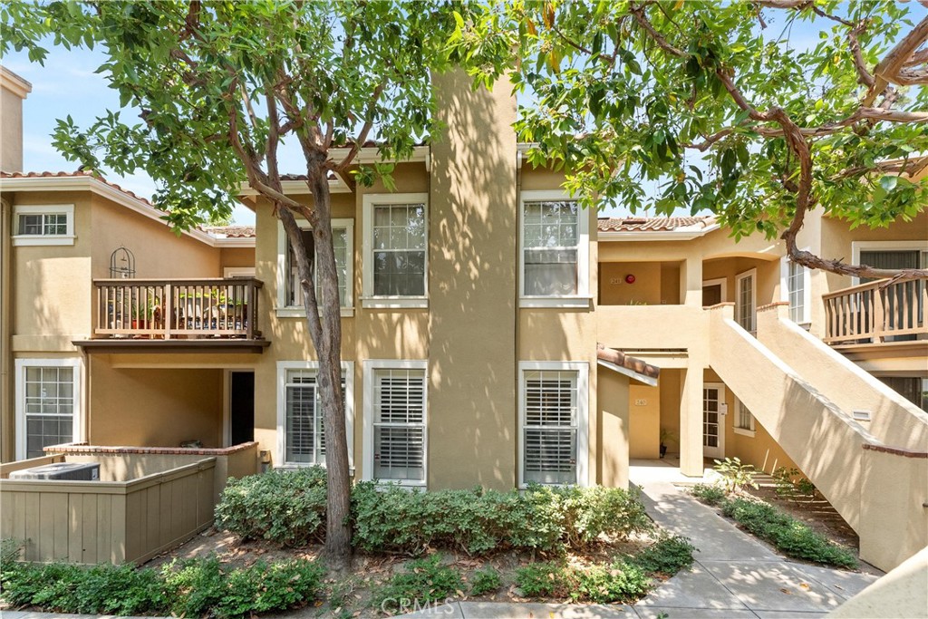 239 Gallery Way