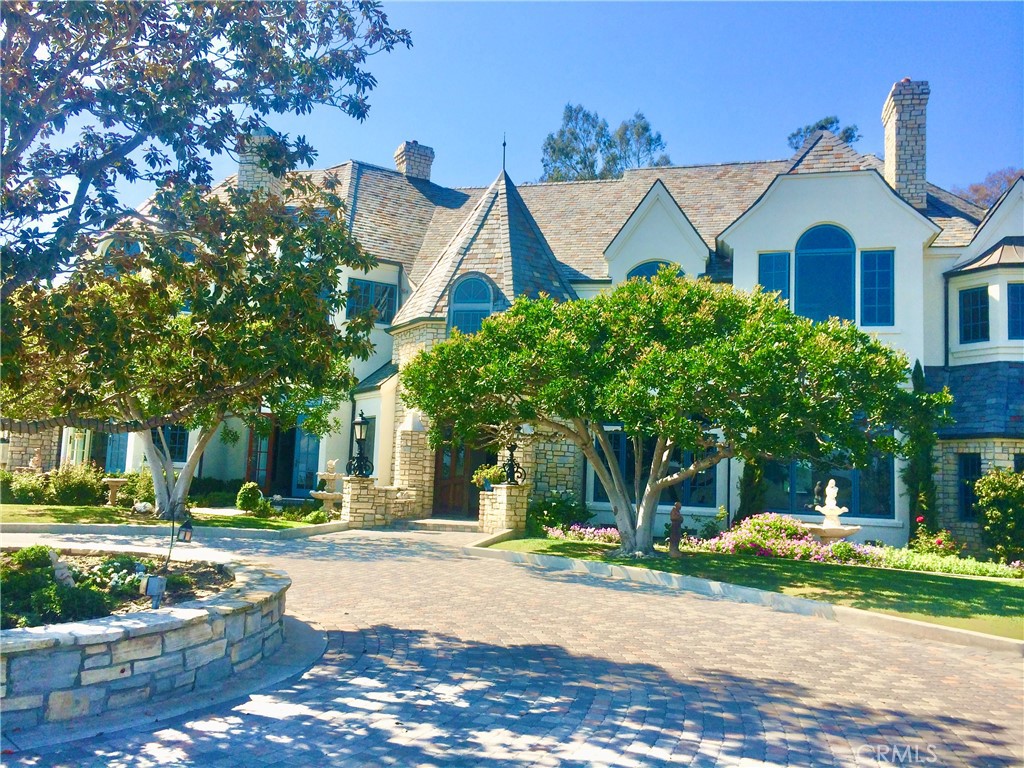 31541 Peppertree Bend