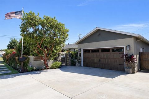 Photo of 13151 Stanrich Pl, Garden Grove, CA 92843 (MLS # OC26082637)