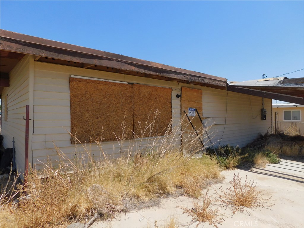 25372 Jade Road