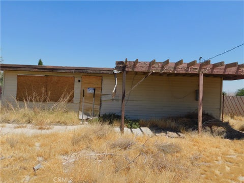 Photo of 25372 Jade Road, Barstow, CA 92311 (MLS # IV26112121)