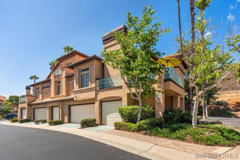 Photo of 12636 Springbrook DR #E, San Diego, CA 92128 (MLS # 260019843SD)