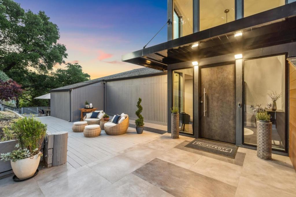 205 Wooded View Drive