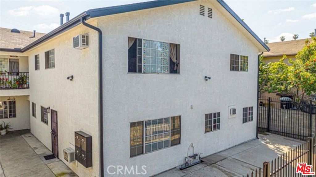 4214 Avalon Boulevard