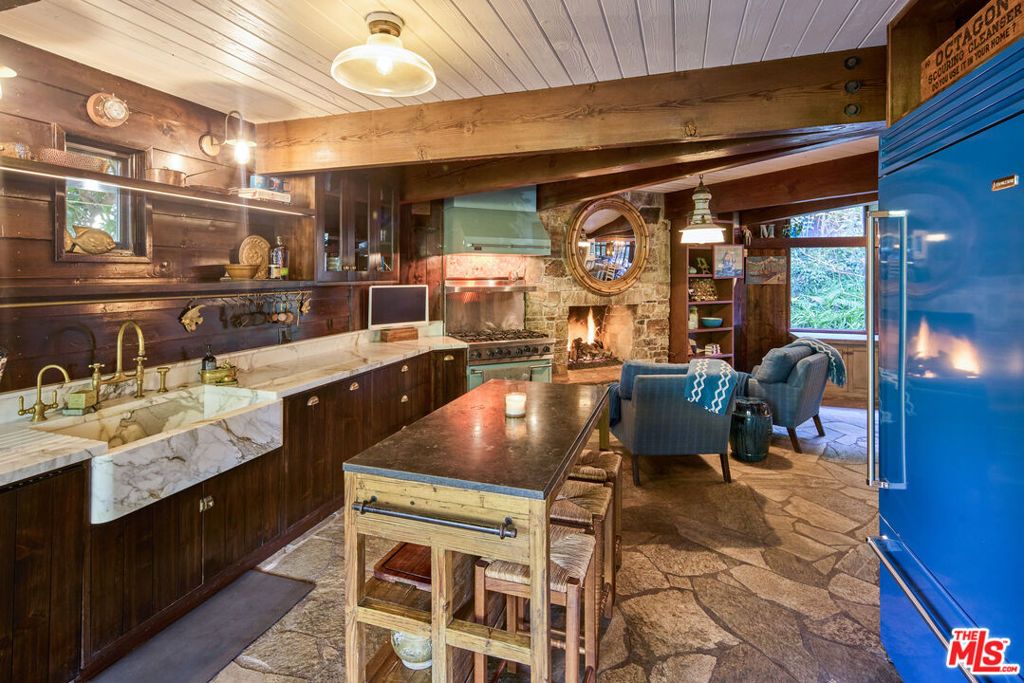 Photo of 31875 Sea Level Drive, Malibu, CA 90265 (MLS # 26644571)