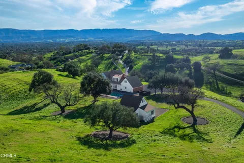 3030 Calle Bonita Rd, Santa Ynez, CA 93460 - MLS#: V1-32035