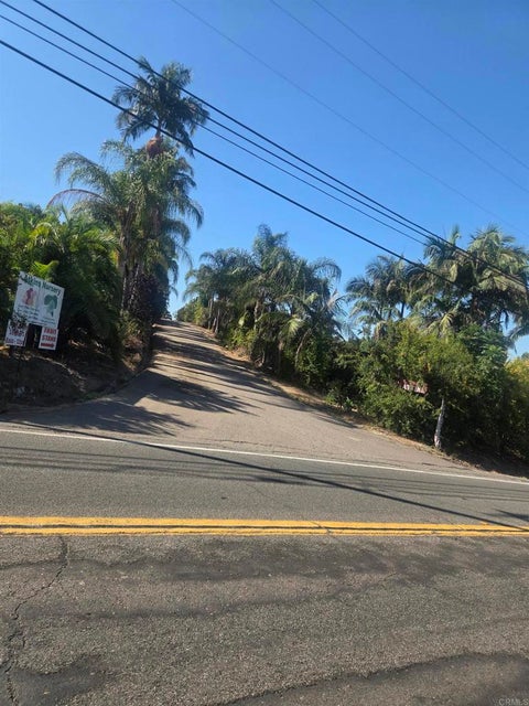 Photo of 3129 Reche Rd, Fallbrook, CA 92028 (MLS # NDP2609504)