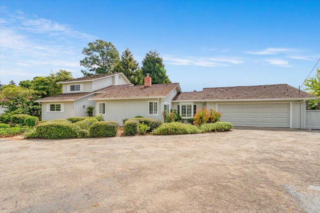620 Baltusrol Drive