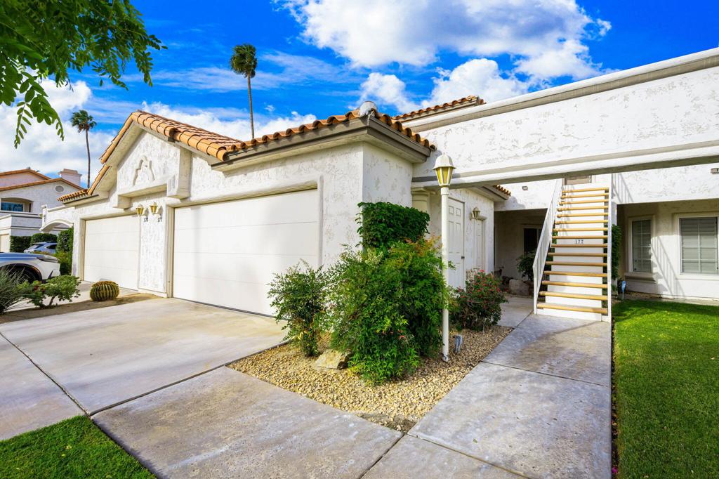 177 Desert Falls Circle