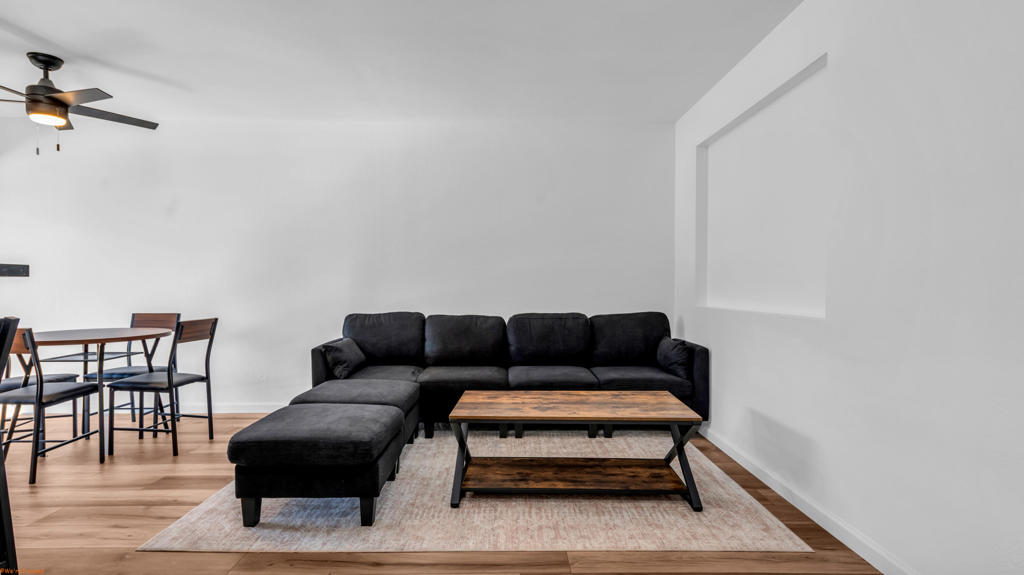 5300 E Waverly Drive J14