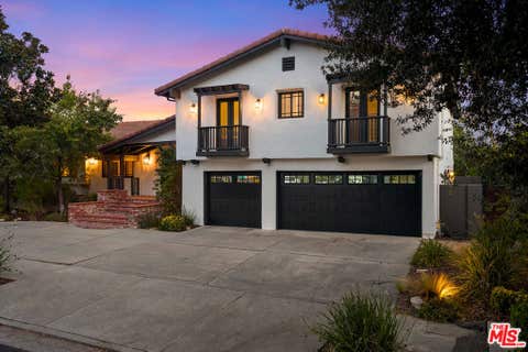 Photo of 23938 Killion Street, Los Angeles, CA 91367 (MLS # 26866087)