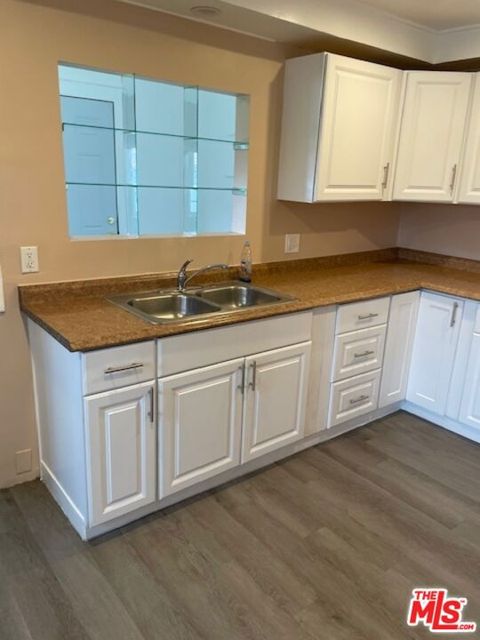 Tiny photo for 945 W 75th Street, Los Angeles, CA 90044 (MLS # 25498935)