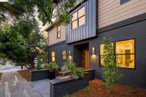 Photo of 2619 Mathews St St, Berkeley, CA 94702 (MLS # 41147667)