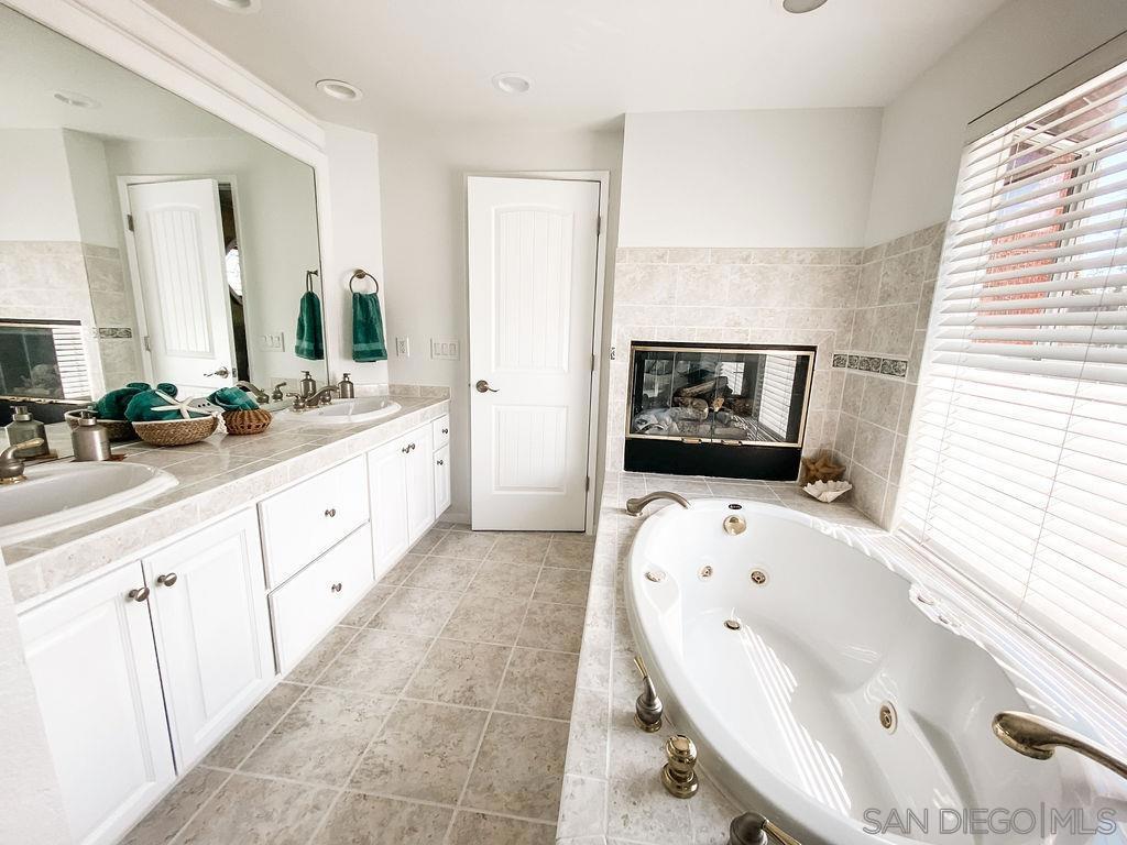 Encinitas - Residential Lease