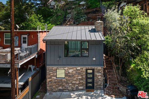 Photo of 2020 Rosilla Place, Los Angeles, CA 90046 (MLS # 25559225)