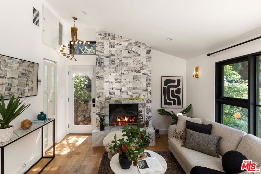Photo of 2020 Rosilla Place, Los Angeles, CA 90046 (MLS # 25559225)