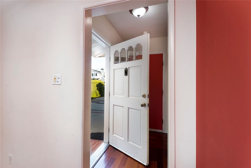 Photo of 13532 Addison, Sherman Oaks, CA 91423 (MLS # SR26001381)