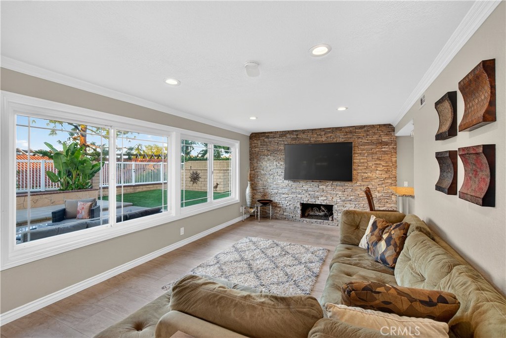 Anaheim Hills Estates (ANHI) - Residential