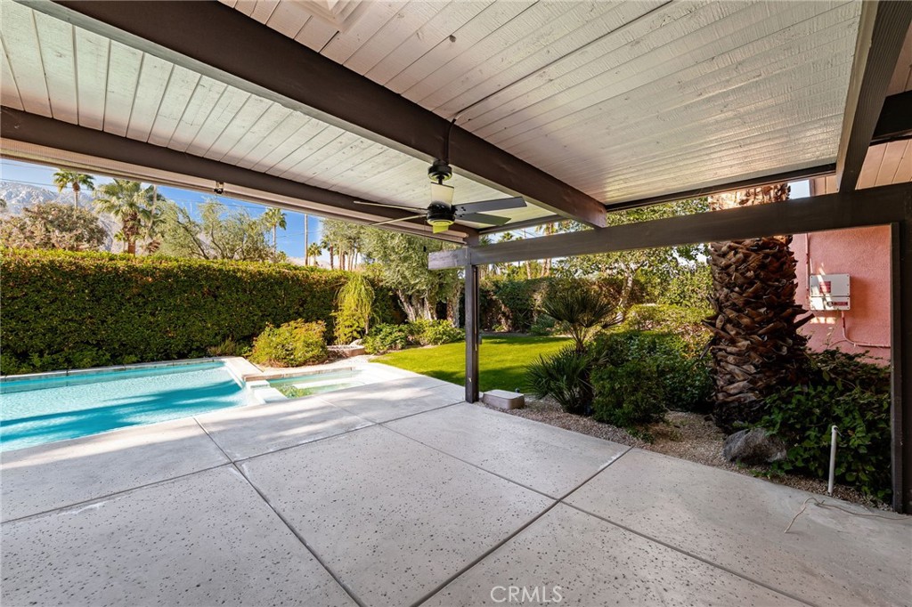 Los Compadres (33459) - Residential