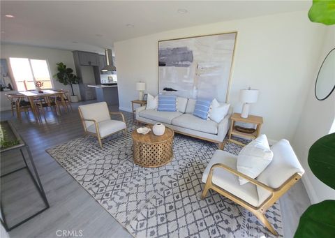 8126 S Gate South Gate CA 90280