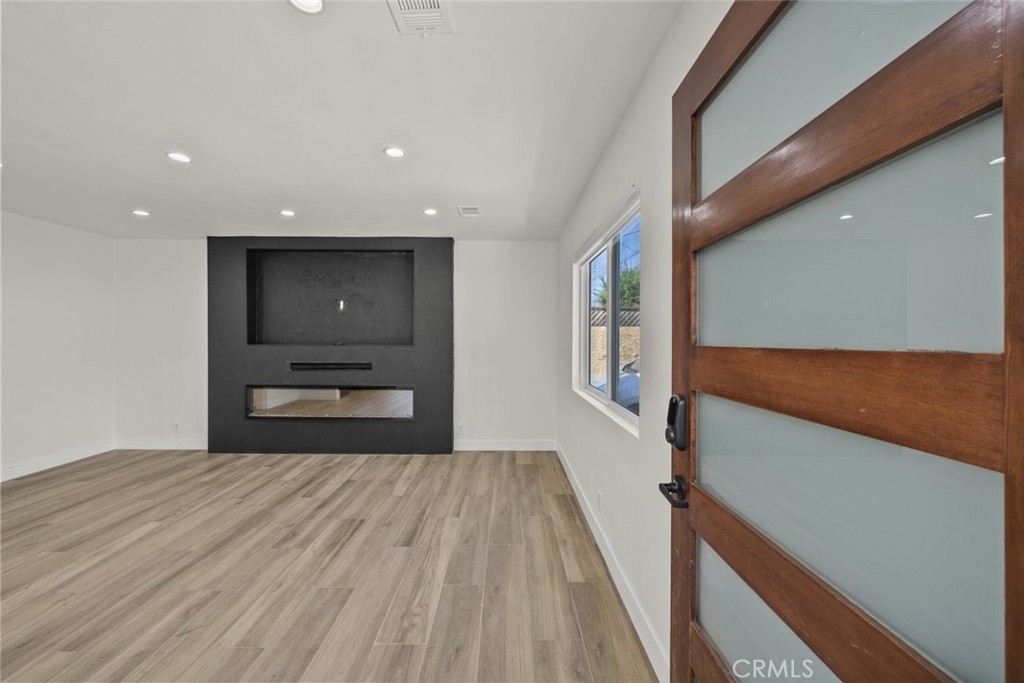 Properties 3 10341 Mcclemont Avenue