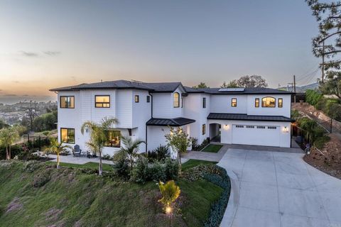 1100 Starview Drive Vista CA 92084
