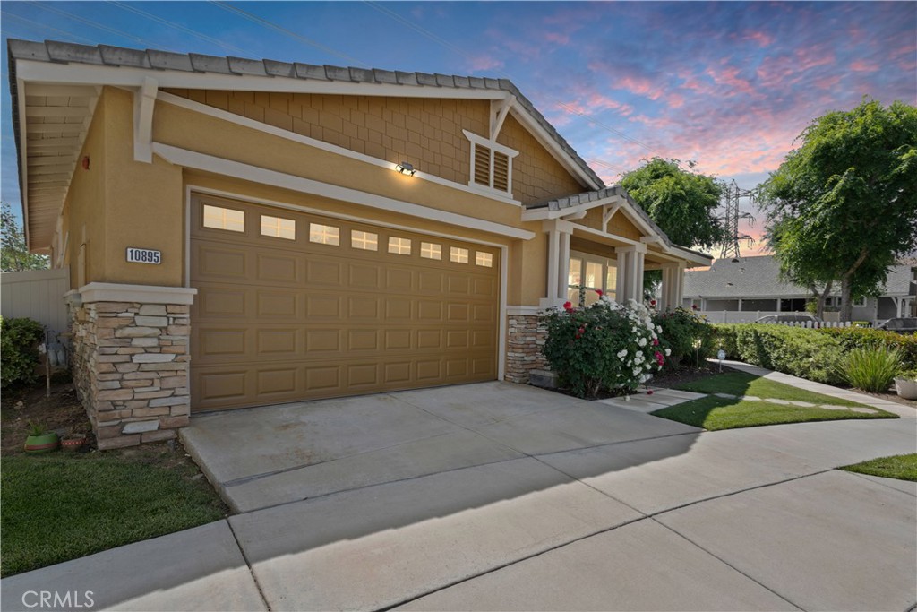 10895 Sinclare Circle