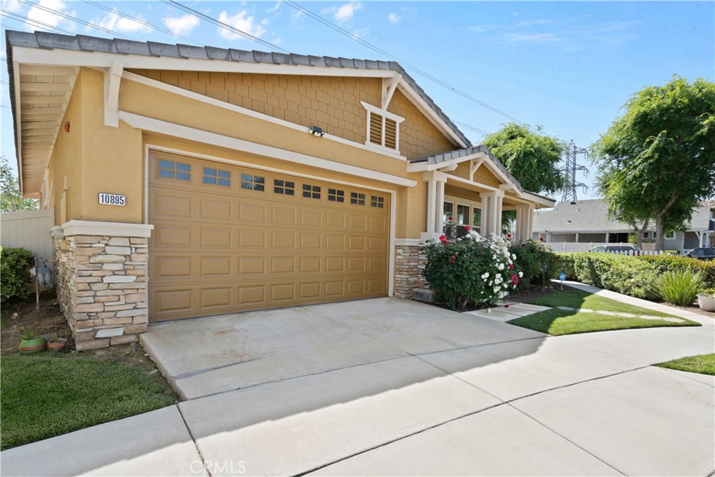10895 Sinclare Circle