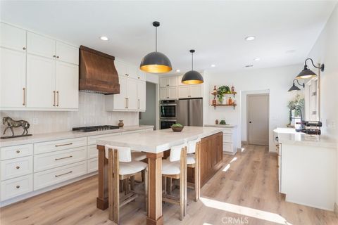 40994 Calle Bandido Murrieta CA 92562