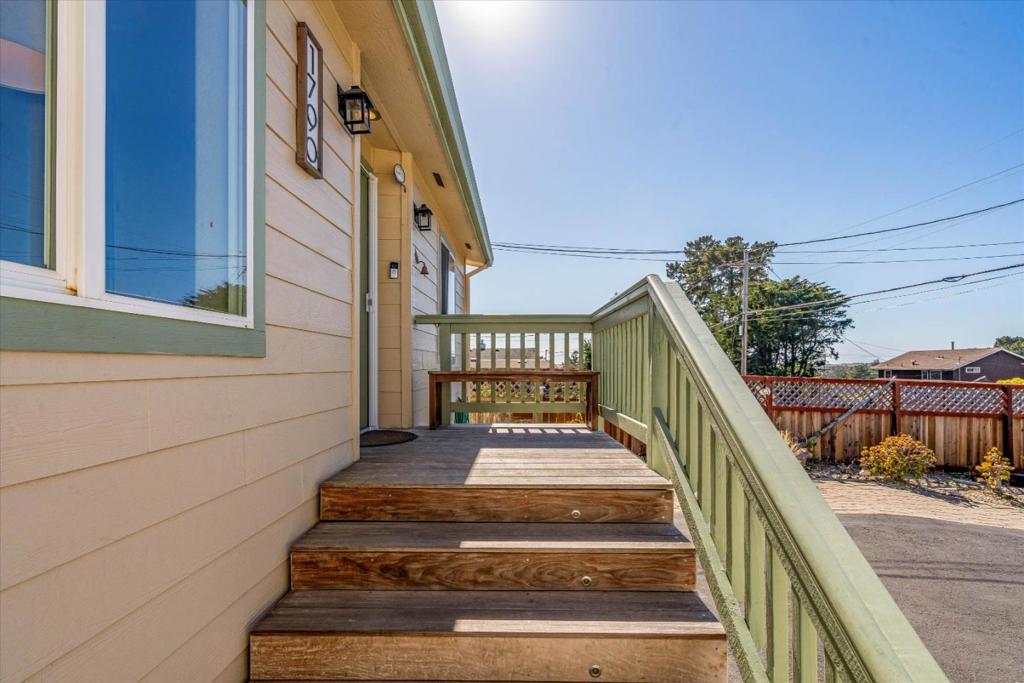 1790 N Highway 1