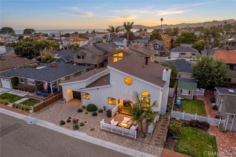Photo of 250 Castaic Avenue, Pismo Beach, CA 93449 (MLS # PI26133752)