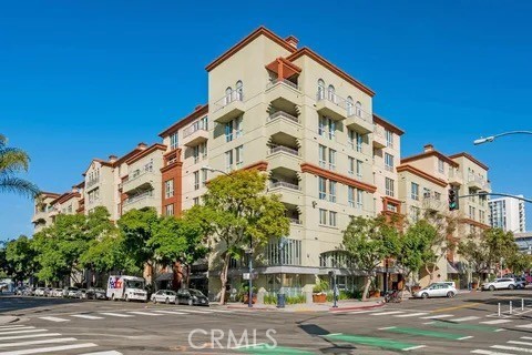 Welcome to 1501 Front St, Unit 219, a beautifully maintained 1 bedroom, 1 bathroom condo with 888 sq ft of comfortable living space in the heart of Downtown San Diego’s vibrant Little Italy community. This spacious residence features an open floor plan with recessed lighting, ceiling fans, central heating and air, and abundant natural light. The recently remodeled bathroom adds a modern touch, while the well-appointed kitchen and in-unit laundry provide everyday convenience. Located within a secure building, this home is just steps away from Little Italy’s renowned restaurants, cafés, shops, and waterfront attractions—perfect for enjoying the best of urban living in one of San Diego’s most desirable neighborhoods. Convenient to I-5, the Convention Center, San Diego Beaches and the Marina.