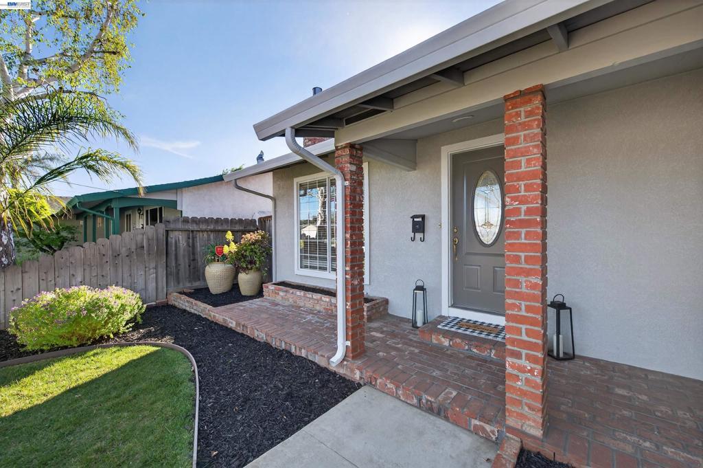 1185 El Dorado Drive