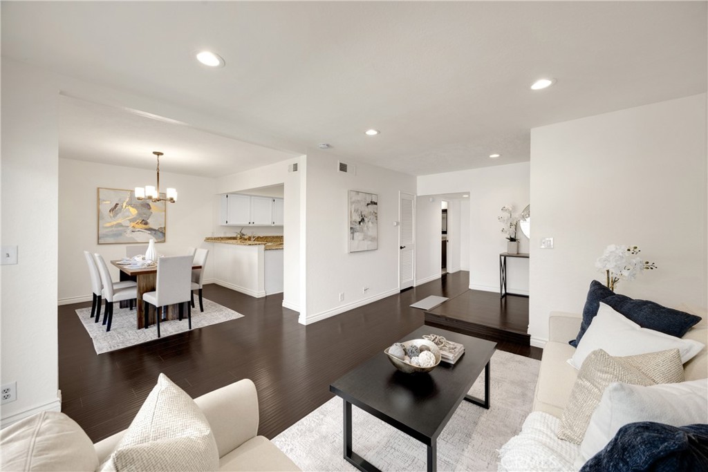 Shorecliff Villas - Residential