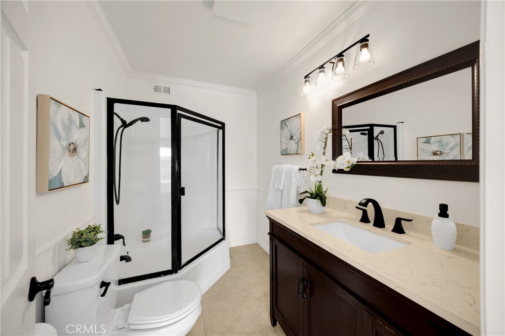 Shorecliff Villas - Residential