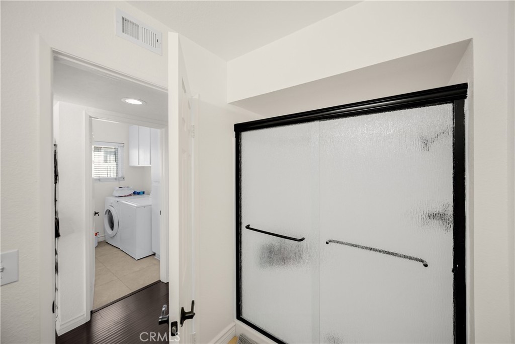 Shorecliff Villas - Residential