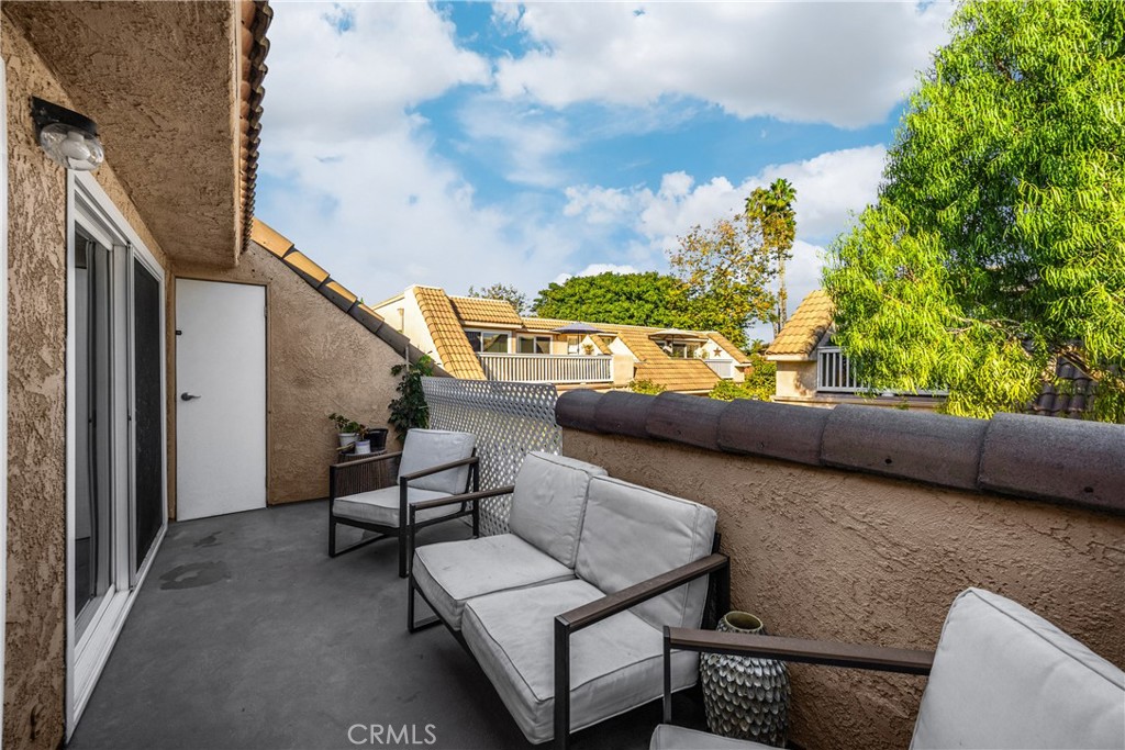 Shorecliff Villas - Residential