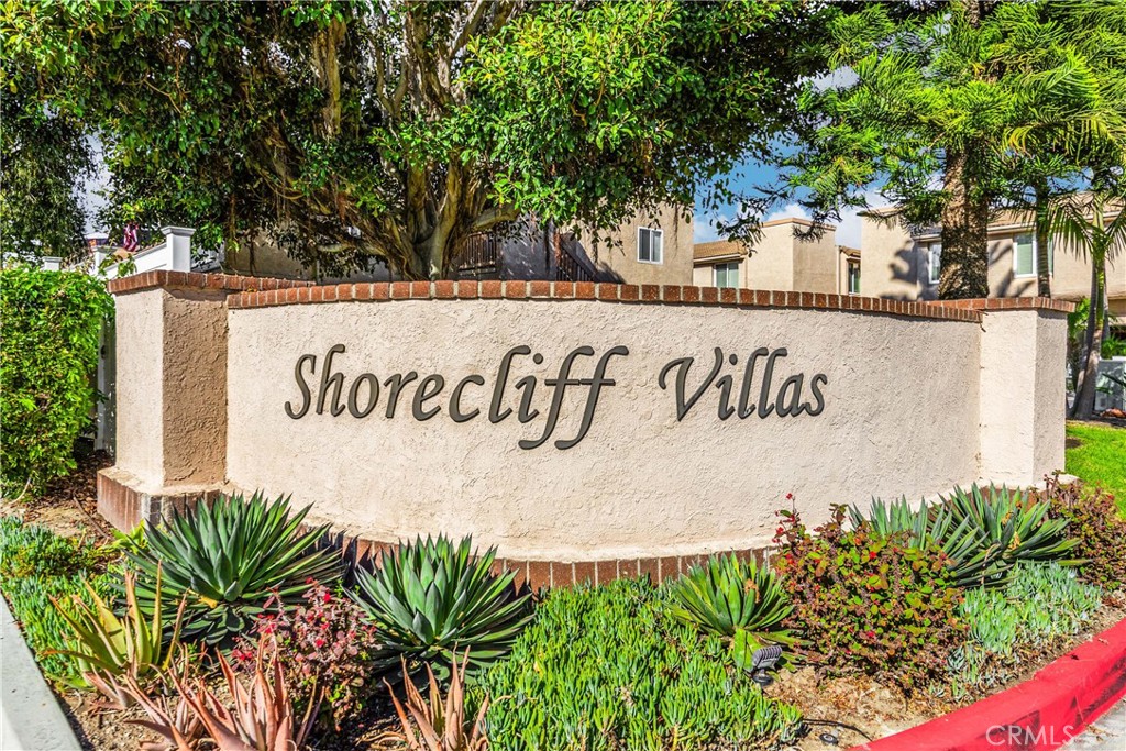 Shorecliff Villas - Residential