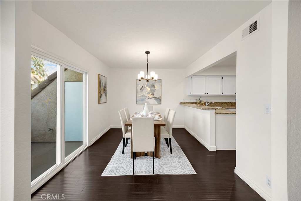 Shorecliff Villas - Residential