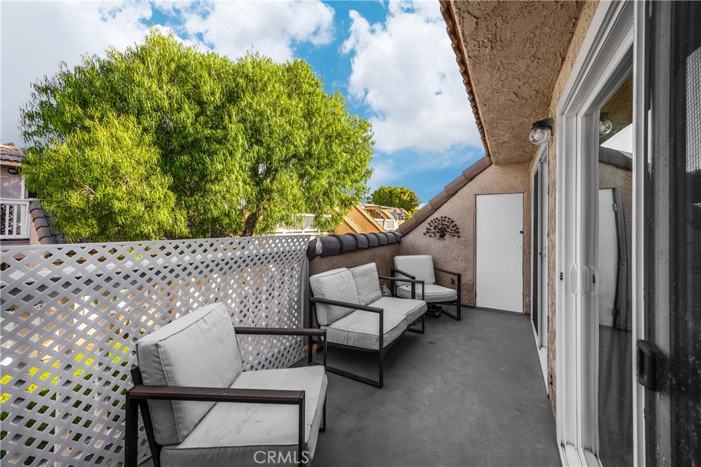 Shorecliff Villas - Residential