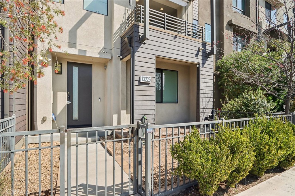 13225 Victory Boulevard