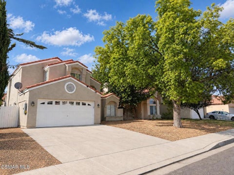 Photo of 1768 Sierra View Avenue, Lancaster, CA 93535 (MLS # 226004467)